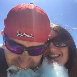 Meet your Posher, Lori